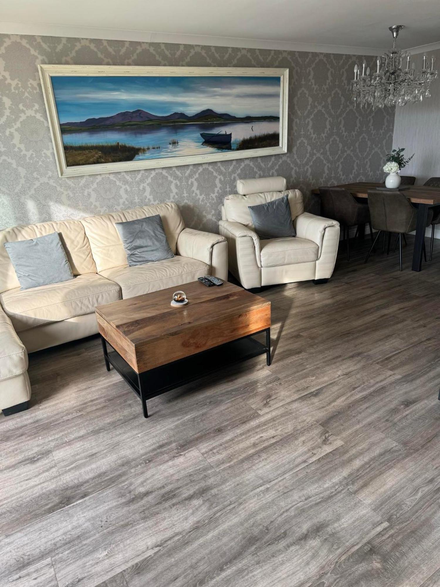 Largs Sea Front, Modern Apartment Exterior foto